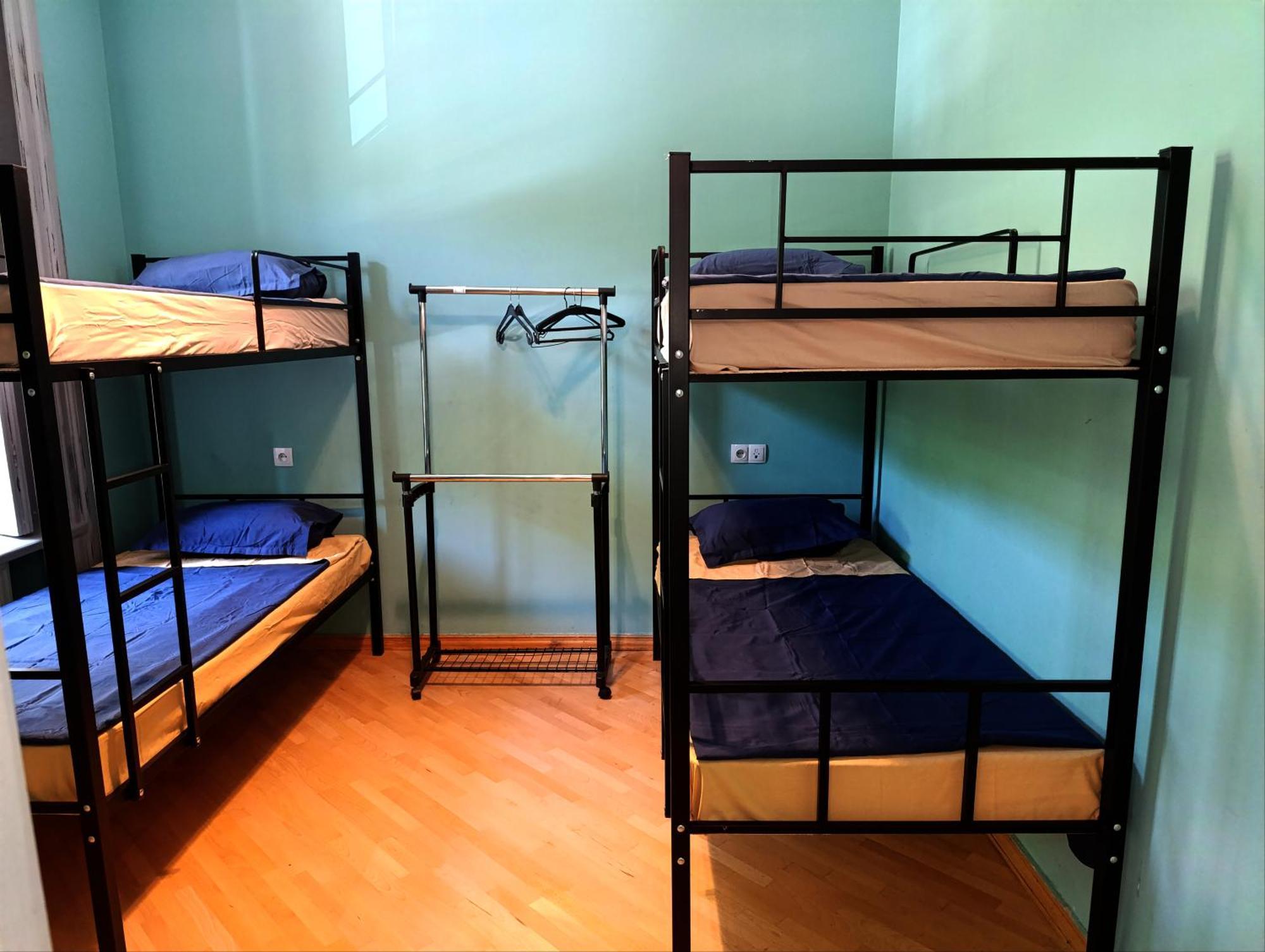 J Square Hostel 第比利斯 外观 照片