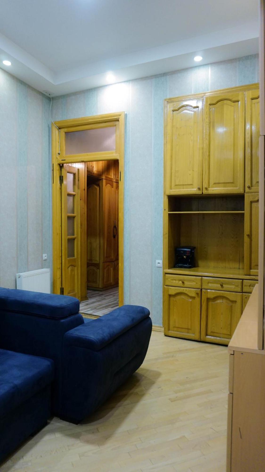 J Square Hostel 第比利斯 外观 照片